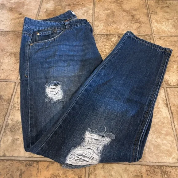 Kensie distressed skinny jeans size 4 - Picture 1 of 4